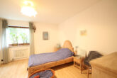 Vermietete Zweiraumwohnung mit Terrasse und kleinem Garten in Hürth-Efferen - Schlafzimmer 2
