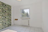 Schlafzimmer - PROVISIONSFREI: Moderne 2-Zimmer-Erdgeschosswohnung mit Garage und Garten in Hürth-Fischenich