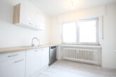 Küche Ansicht 1 - Moderne 3-Zimmer-Wohnung mit Einbauküche und Balkon in Hürth-Gleuel