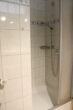 Idyllisches Wohnen mit guter Anbindung - Modernes Apartment mit Balkon in Hürth-Stotzheim - Bad Ansicht 2