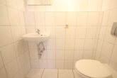 Helle 3-Zimmer Erdgeschosswohnung mit Terrasse und Garten in Hürth-Efferen - Gäste Wc