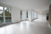 Wohnzimmer Ansicht 2 - PROVISIONSFREI: Moderne 3-Zimmer-Wohnung mit Balkonidylle, Loggia und Tiefgarage in Hürth-Hermülheim