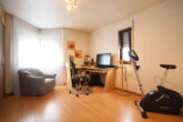 PROVISIONSFREI - Familienidylle - 2 Bäder, großer Balkon und PKW-Stellplatz in Hürth-Stotzheim - Kinderzimmer Büro