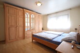 PROVISIONSFREI - Familienidylle - 2 Bäder, großer Balkon und PKW-Stellplatz in Hürth-Stotzheim - Schlafzimmer