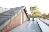 Dachterrasse - Moderne 2-Zimmer-Wohnung mit Einbauküche und Dachterrasse in Hürth-Efferen