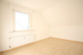 Freistehendes Zweifamilienhaus mit großem Grundstück in Bestlage von Hürth-Efferen - 1. Schlafzimmer Obergeschoss