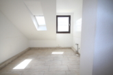 Küche Ansicht1 - Dachgeschoss-Wohnung mit Balkon in ruhiger Lage von Hürth-Efferen