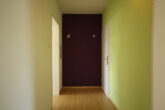Moderne 3-Zimmer-Wohnung: Ruhige Lage, Loggia und Gemeinschaftsgarten in Hürth-Alstädten-Burbach - Diele