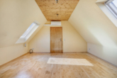 Obere Ebene - PROVISIONSFREI: Großzügige Wohnung mit Balkon auf über 100 m² in Alt-Hürth