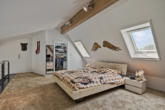 Schafzimmer Galerie - Modernes Einfamilienhaus – ideal für Mehrgenerationenwohnen in Hürth-Gleuel